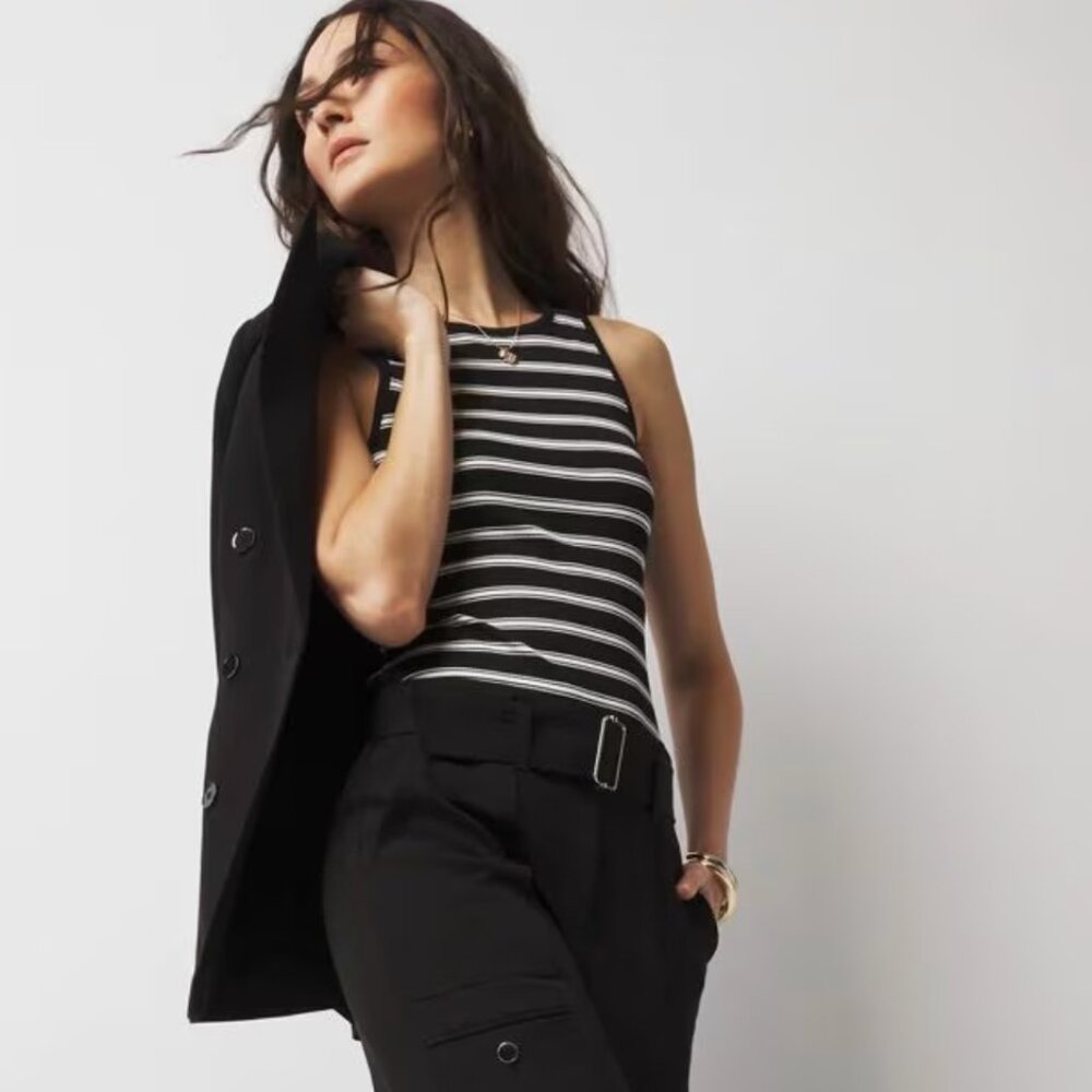 White House Black Market   white and black ribbed tank-Large